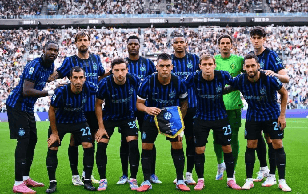 C罗：曼联的复兴必须要指望一群聪明人，就像多年前一样