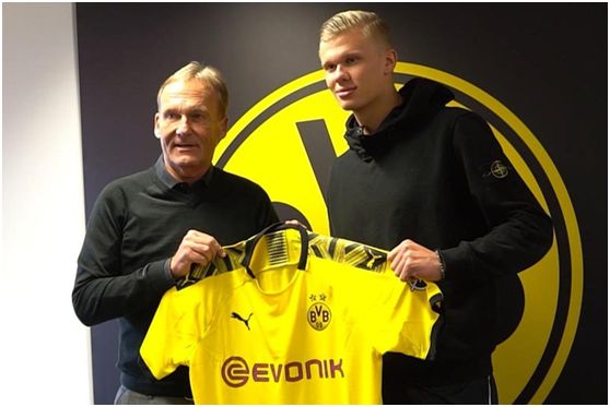 德甲官博祝贺邵佳一：期待邵佳一带领中国国家队走向更高舞台（德甲官博贺邵佳一：期待他率国足登上更高舞台）