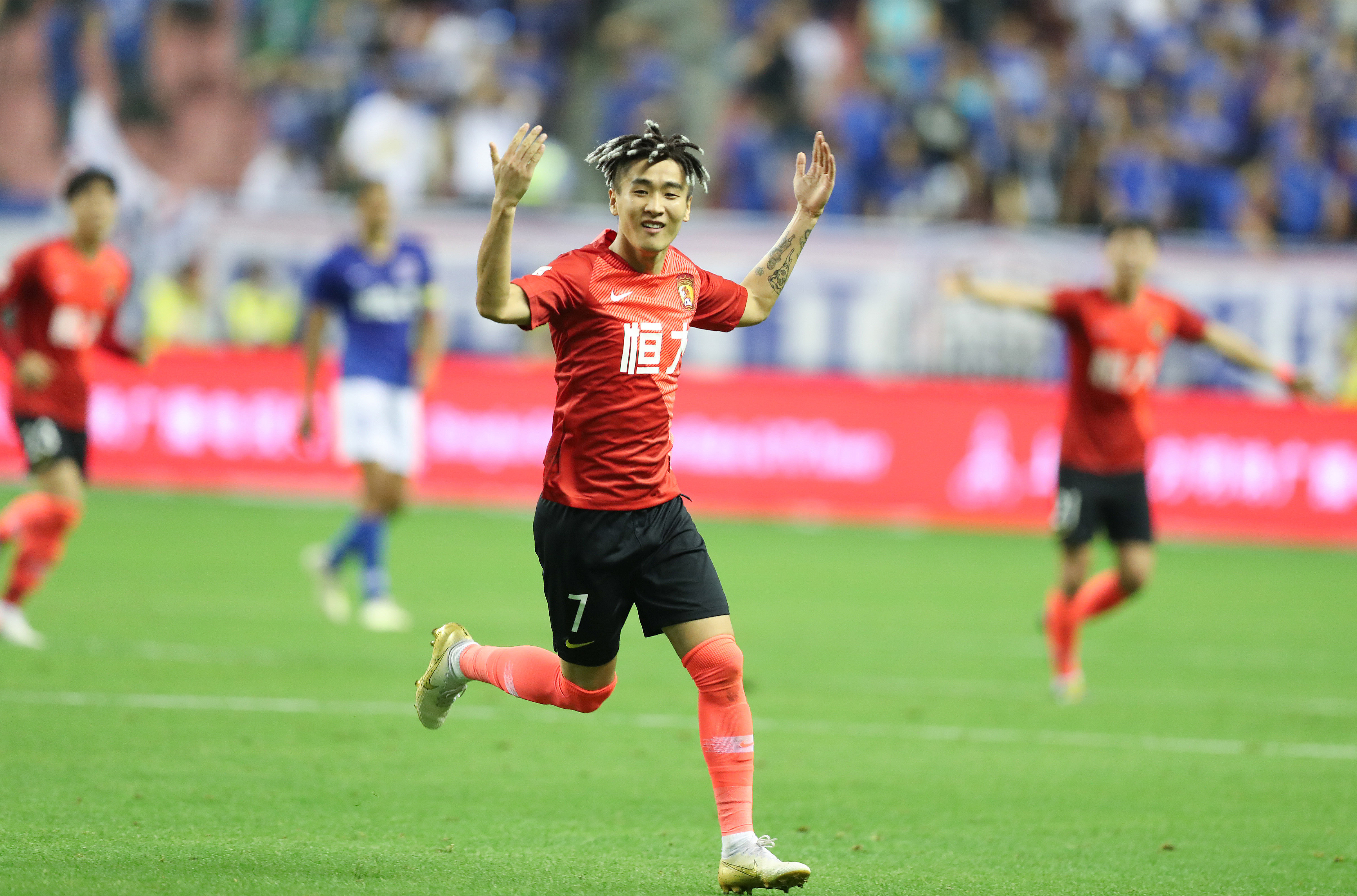 图片报：沃尔夫斯堡想挖凯尔，后者预计会在本轮联赛公开回应