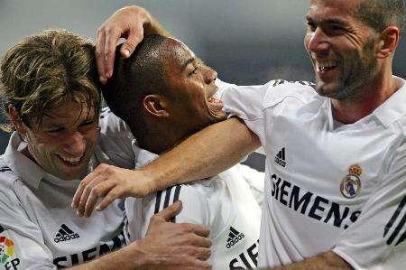 马斯切拉诺：裁判有一个叫VAR的工具，我不明白为啥他们不用